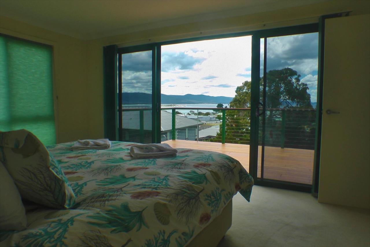 'The Lookout' At 27 Fraser Street Bicheno Esterno foto